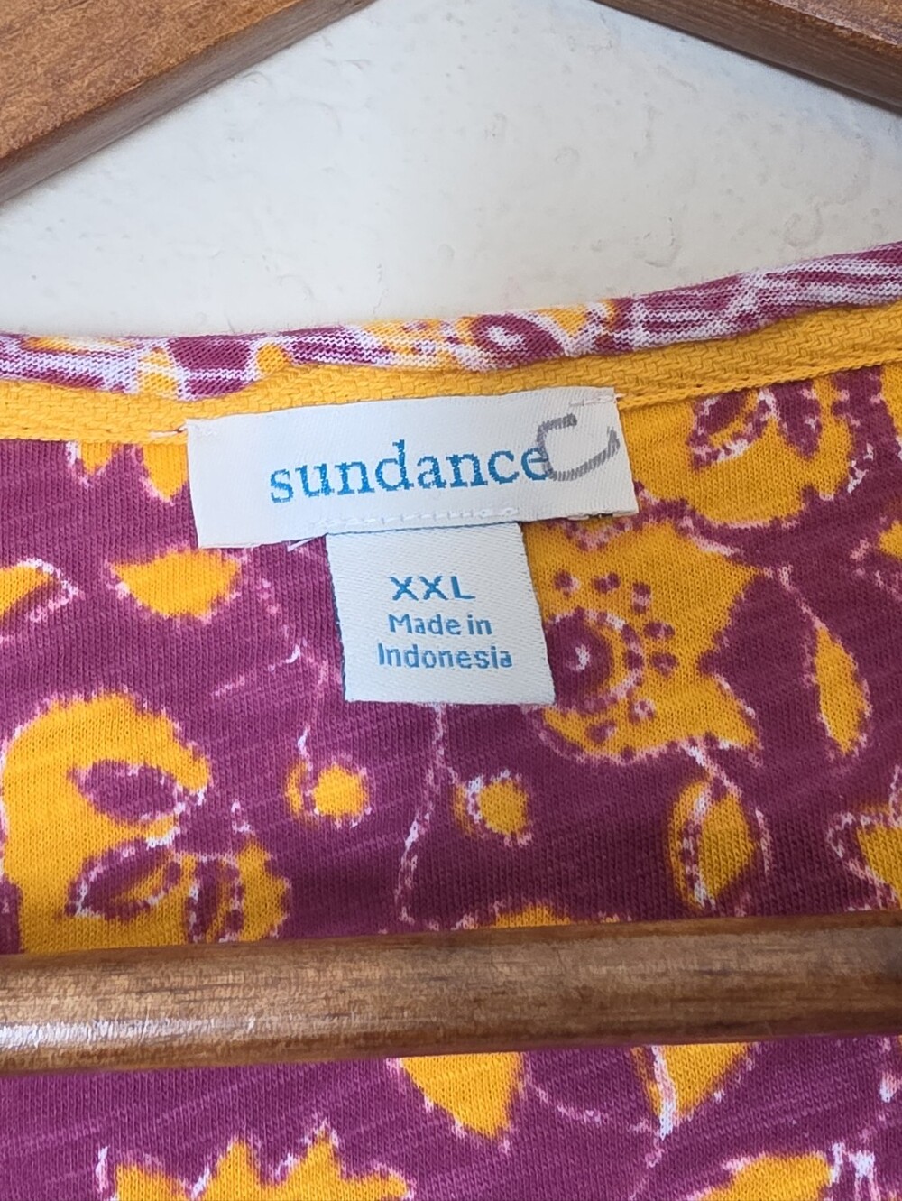 Sundance Vienna Cotton T-shirt Womens XXL Purple Gold Floral High Low Raw Hem - Picture 6 of 7